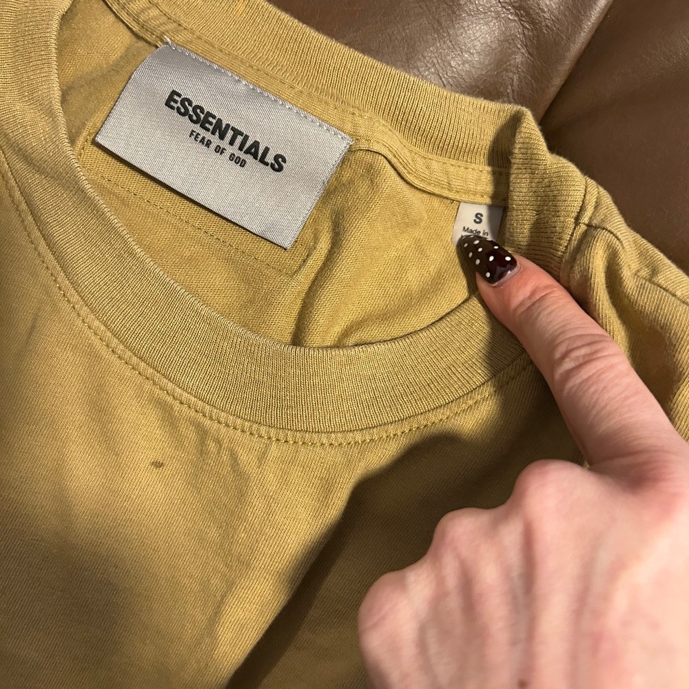 Essentials FOG Tee - Picture 3 of 4